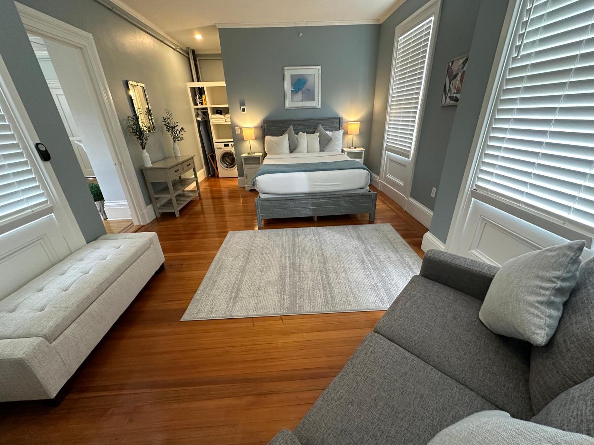 Entire Charming Victorian Home Downtown Newport Ngoại thất bức ảnh