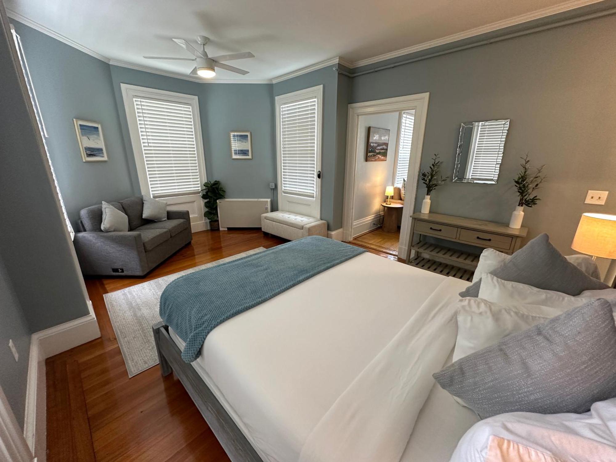 Entire Charming Victorian Home Downtown Newport Ngoại thất bức ảnh