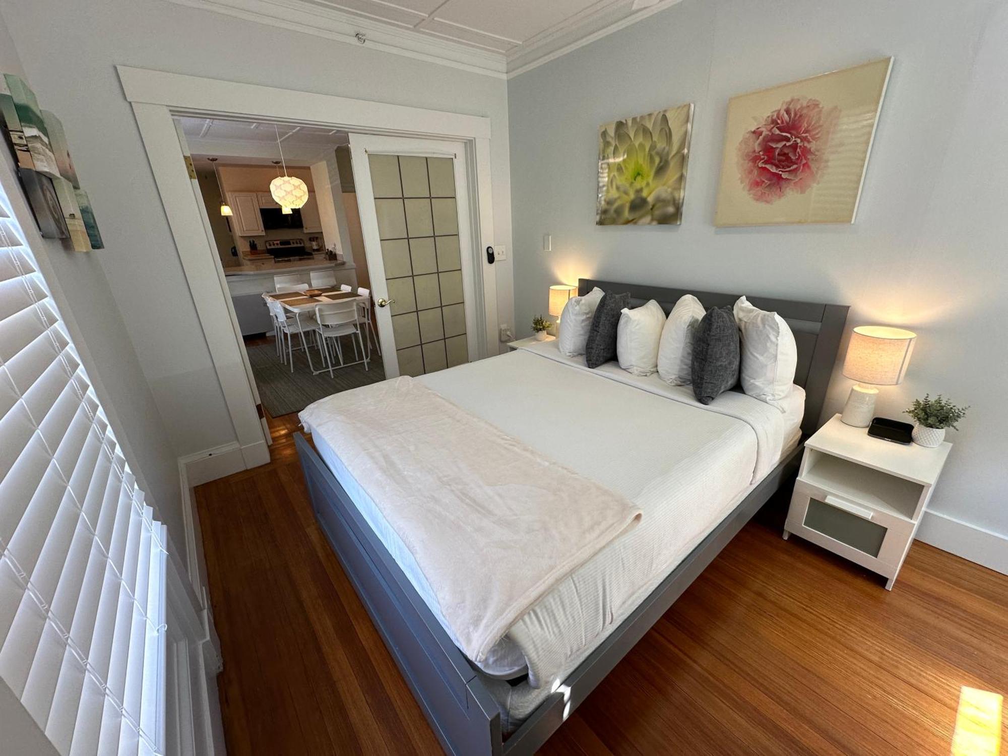 Entire Charming Victorian Home Downtown Newport Ngoại thất bức ảnh